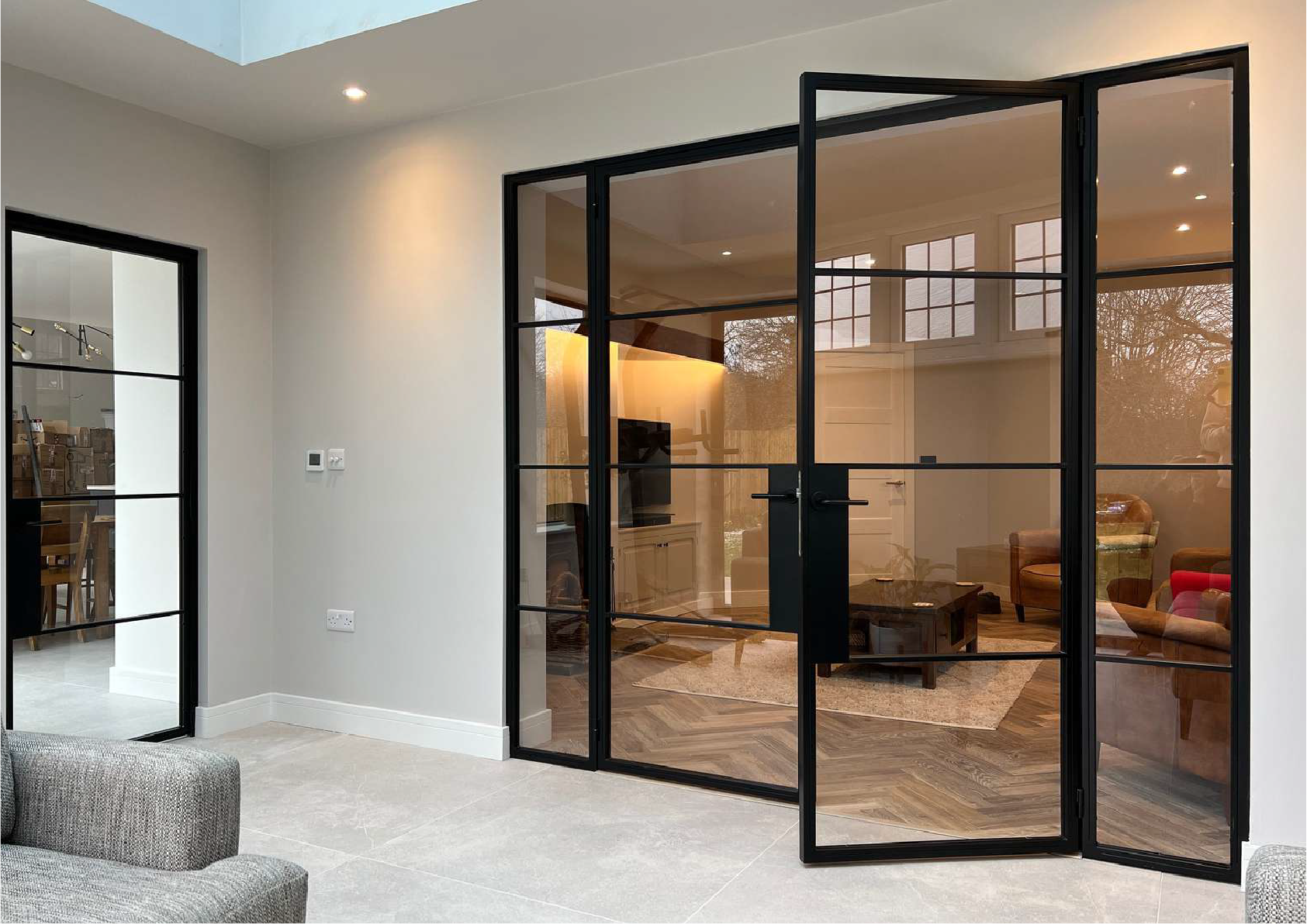 أعمال أبواب المنيوم